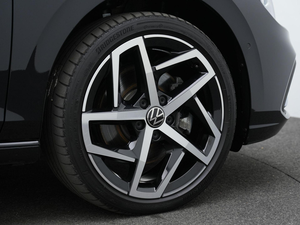 Volkswagen Golf (KFH57B) met abonnement