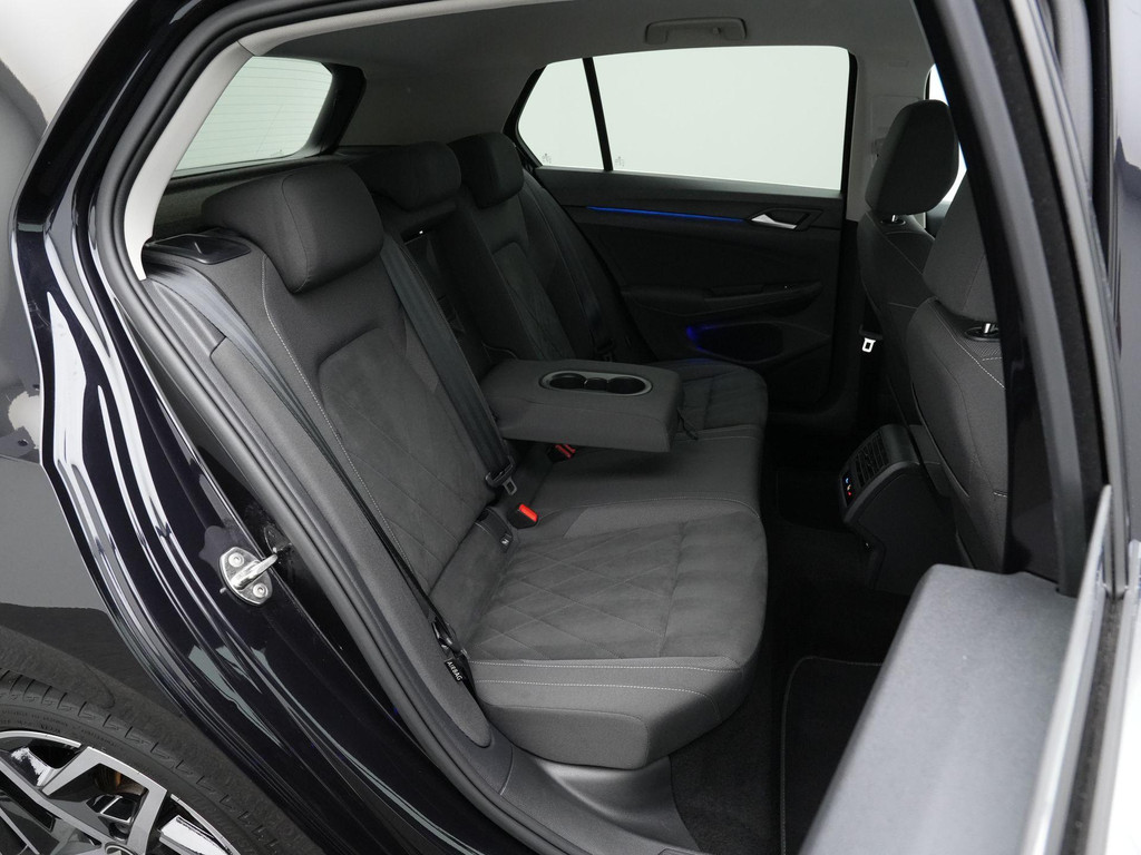 Volkswagen Golf (KFH57B) met abonnement