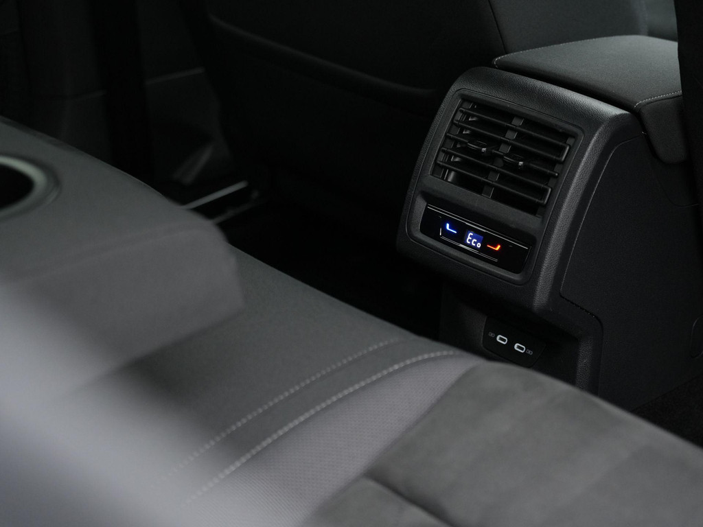 Volkswagen Golf (KFH57B) met abonnement