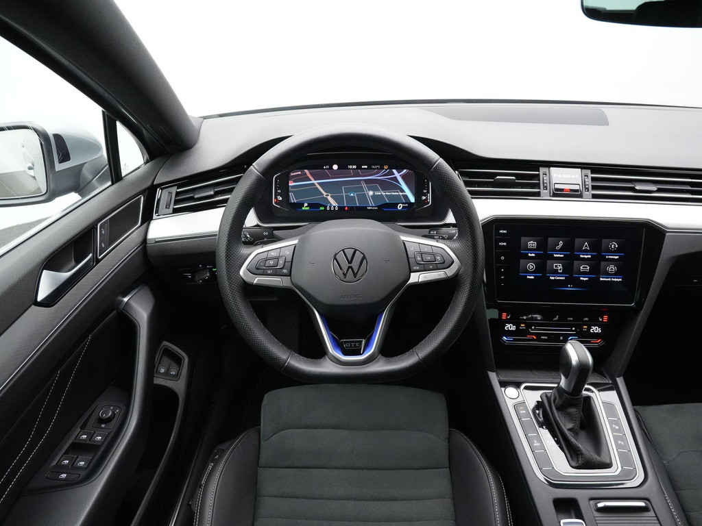 Volkswagen Passat (KFH18H) met abonnement