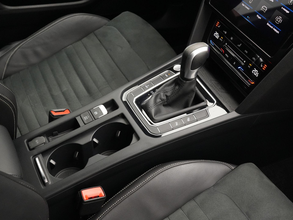 Volkswagen Passat (KFH18H) met abonnement