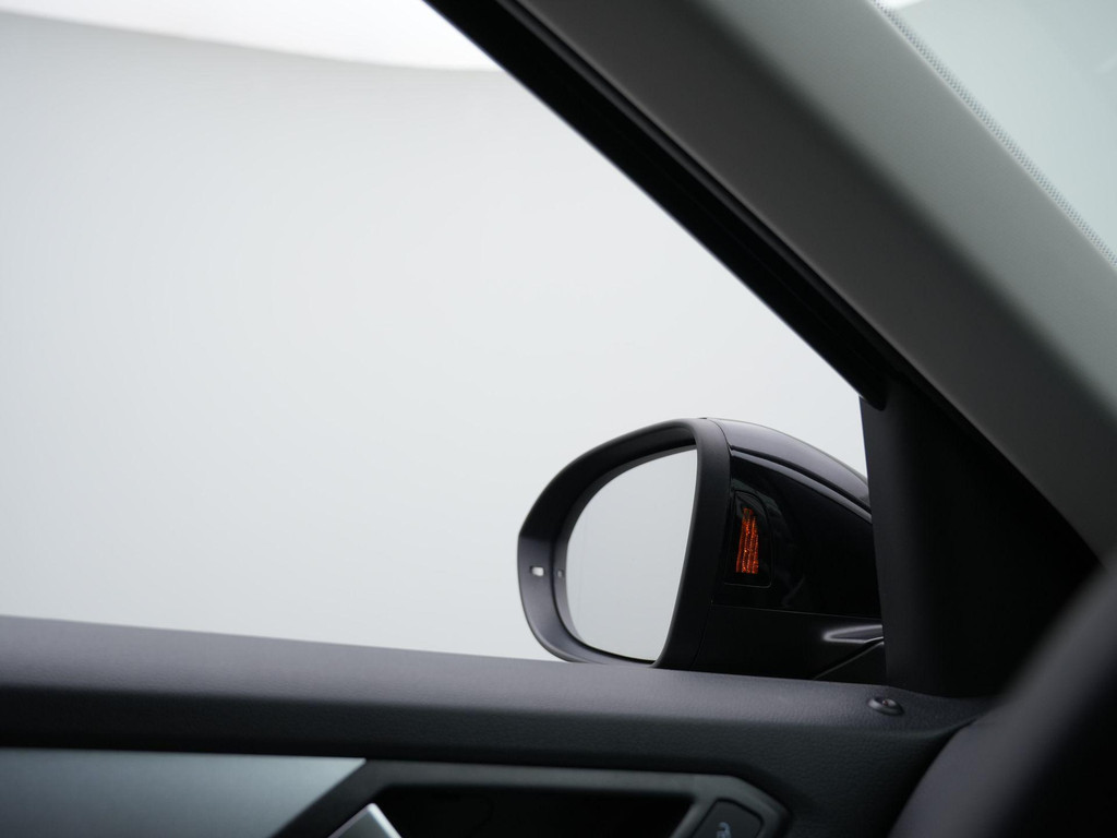 Volkswagen T-Roc (KGJ04R) met abonnement