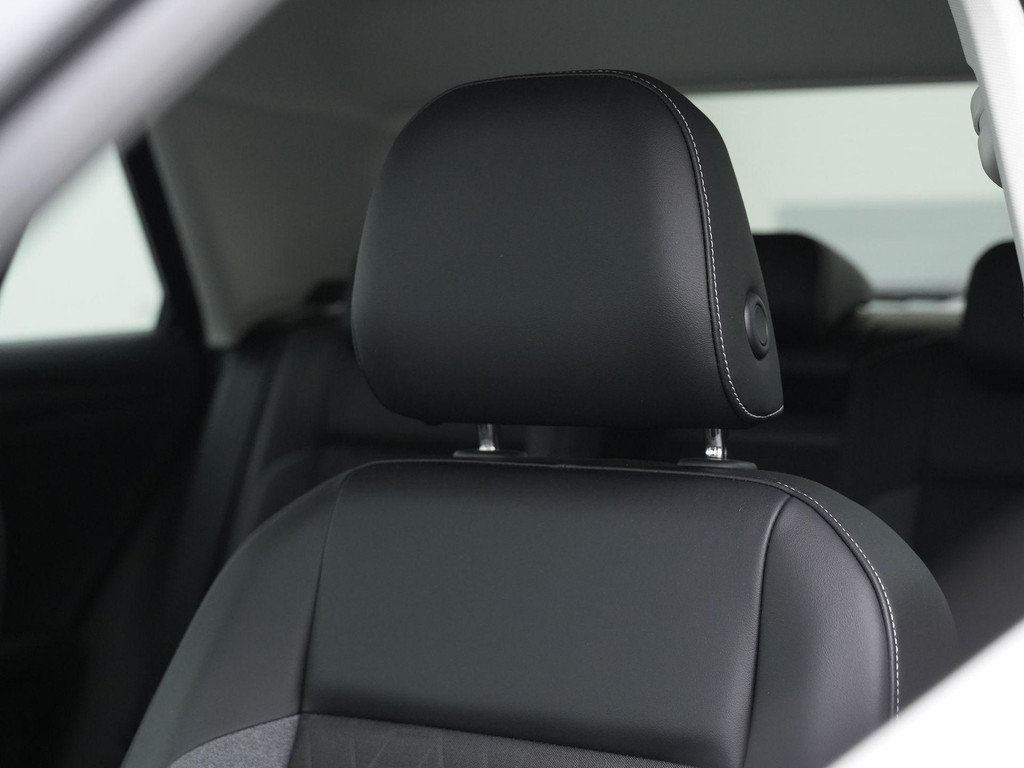 Volkswagen T-Roc (KGJ04R) met abonnement