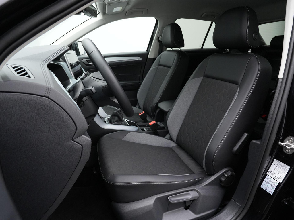 Volkswagen T-Roc (KGJ04R) met abonnement