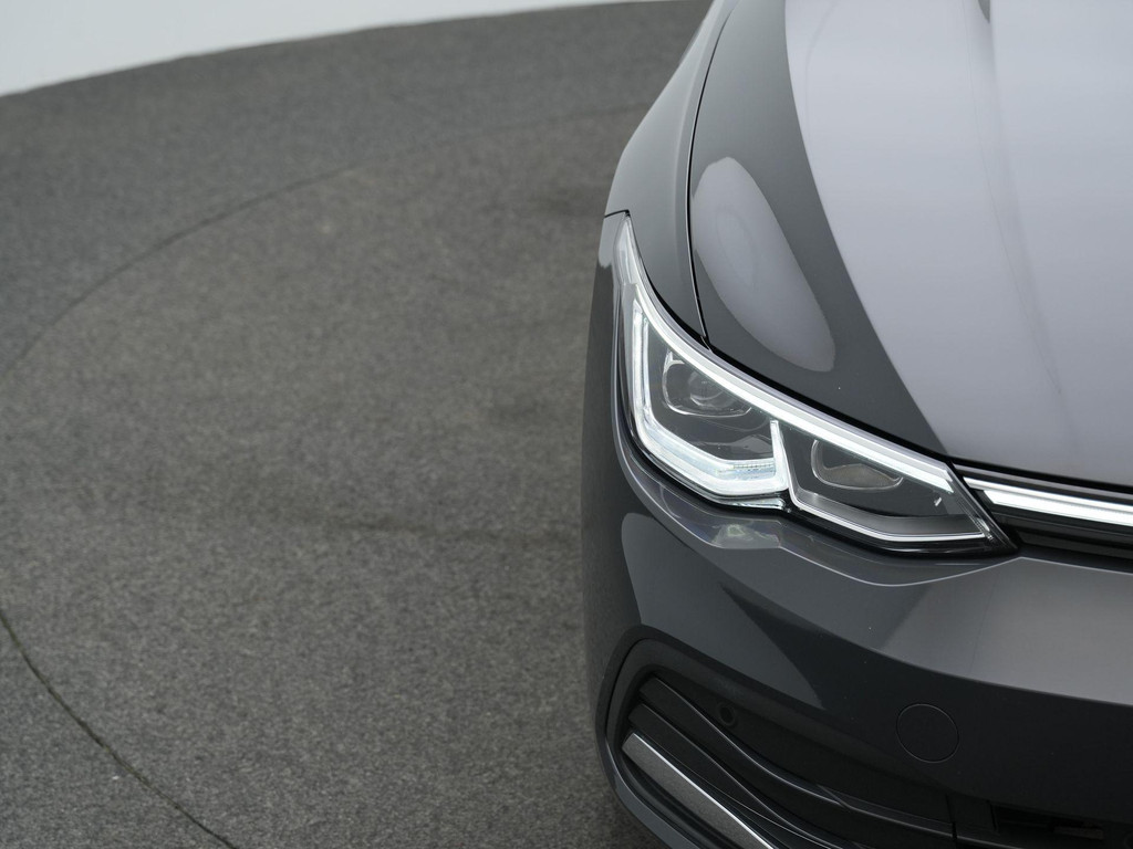 Volkswagen Golf (KJX99K) met abonnement