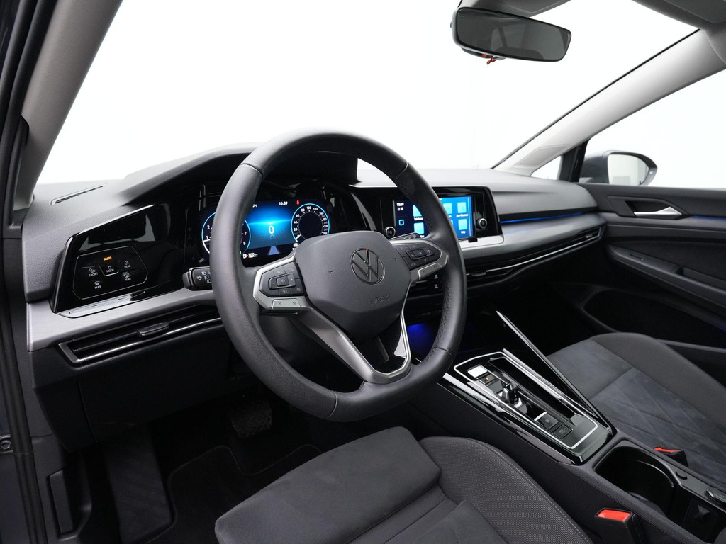 Volkswagen Golf (KJX99K) met abonnement