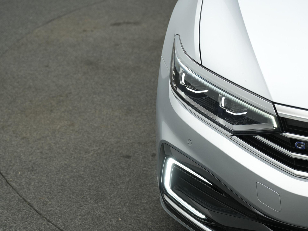 Volkswagen Passat (KDP49G) met abonnement