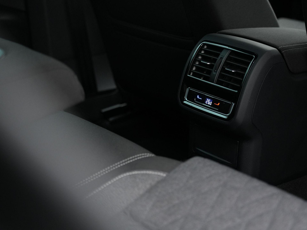 Volkswagen Passat (KDP49G) met abonnement