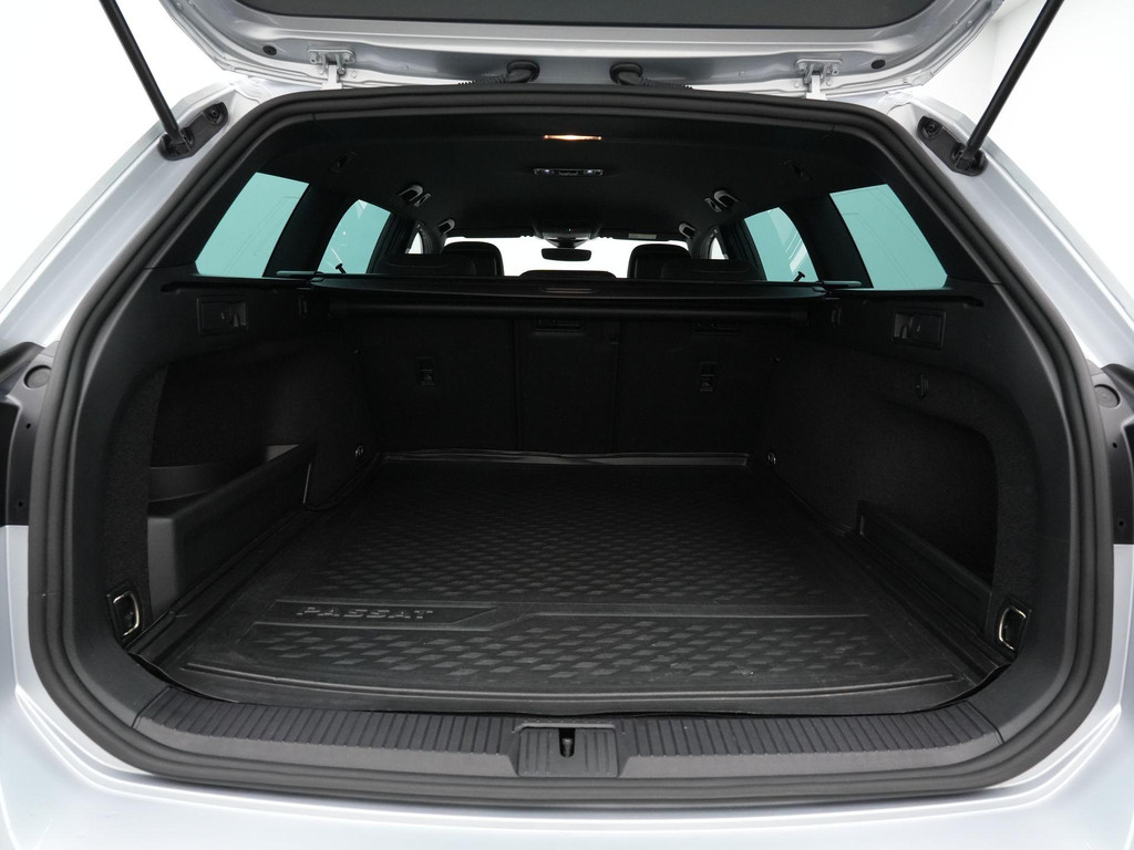 Volkswagen Passat (KDP49G) met abonnement