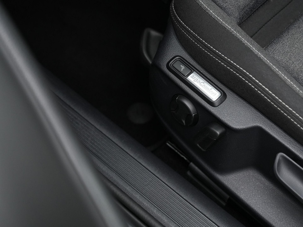 Volkswagen Passat (KDP49G) met abonnement