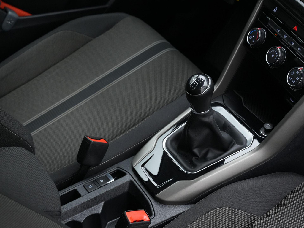 Volkswagen T-Roc (N764SN) met abonnement