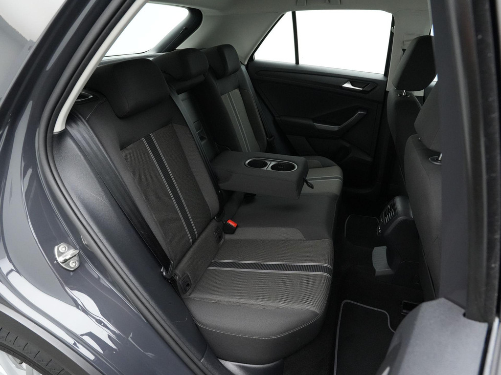 Volkswagen T-Roc (N764SN) met abonnement