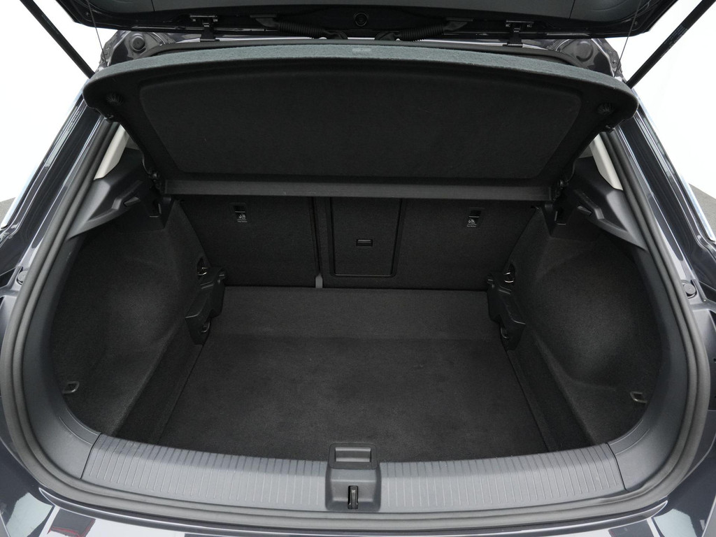Volkswagen T-Roc (N764SN) met abonnement