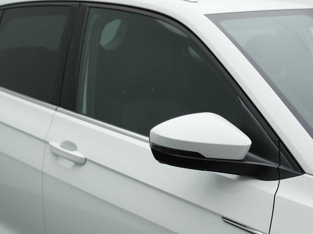 Volkswagen T-Cross (KJP75J) met abonnement
