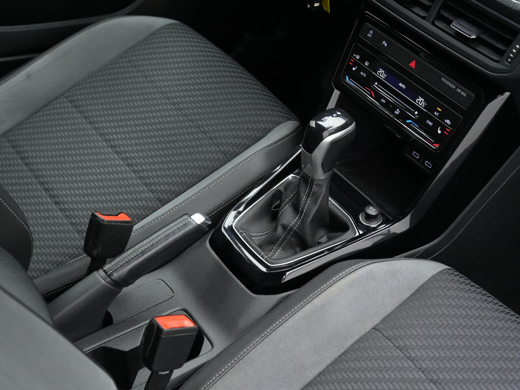 Volkswagen T-Cross (KJP75J) met abonnement