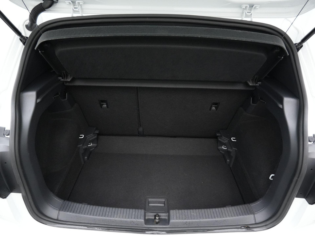 Volkswagen T-Cross (KJP75J) met abonnement