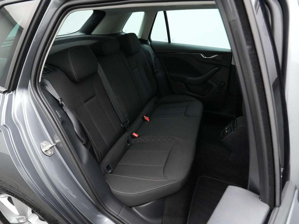 ŠKODA Kamiq (X084NB) met abonnement