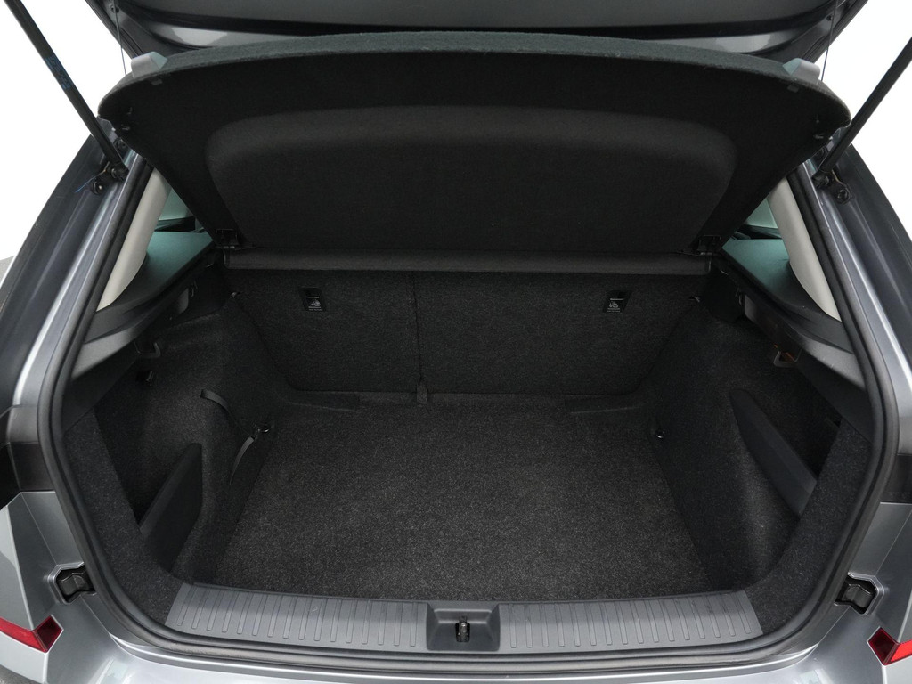 ŠKODA Kamiq (X084NB) met abonnement