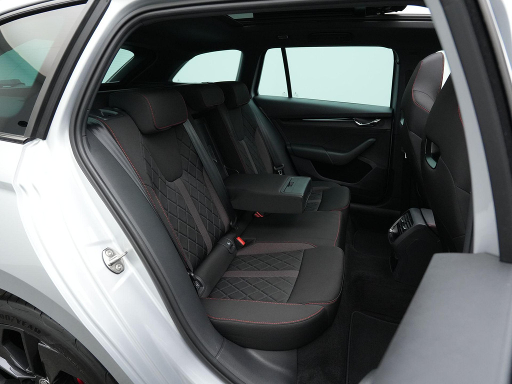 ŠKODA Octavia (KJP59J) met abonnement
