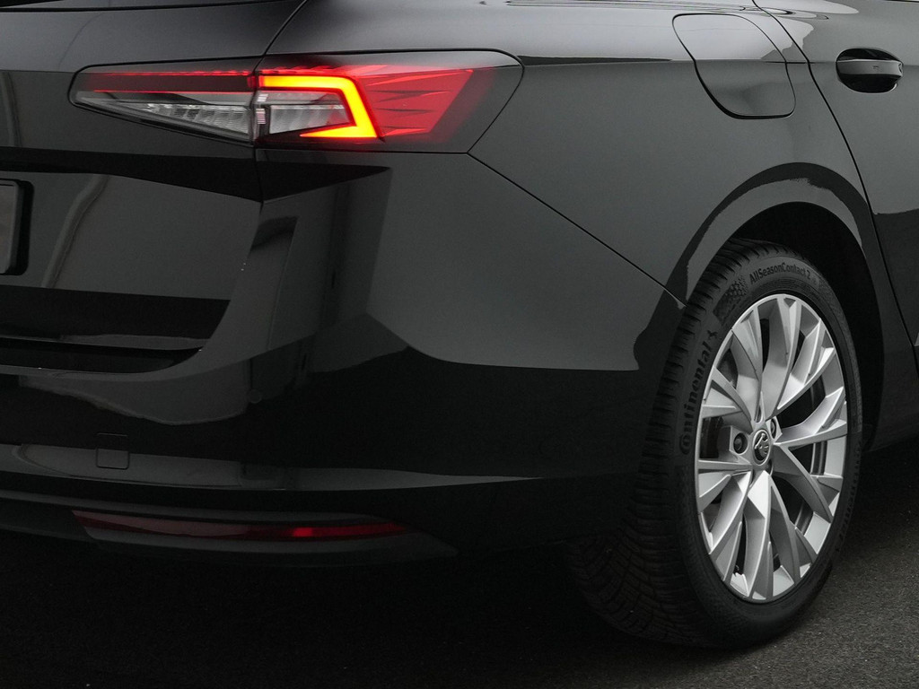 ŠKODA Superb (Z257RL) met abonnement