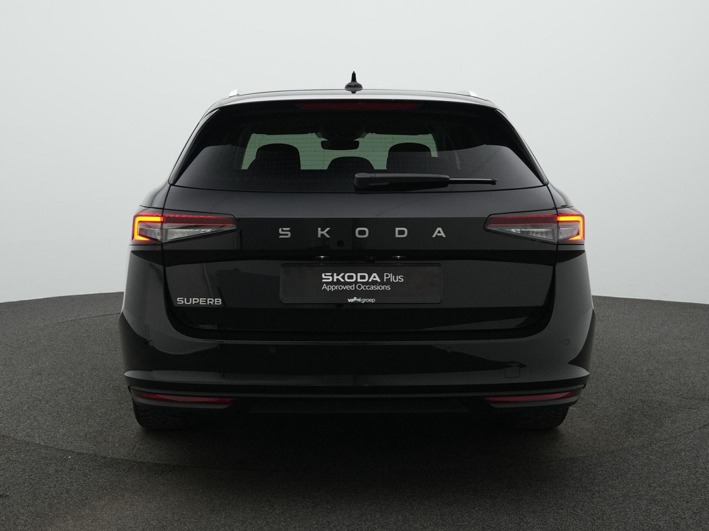 ŠKODA Superb (Z257RL) met abonnement