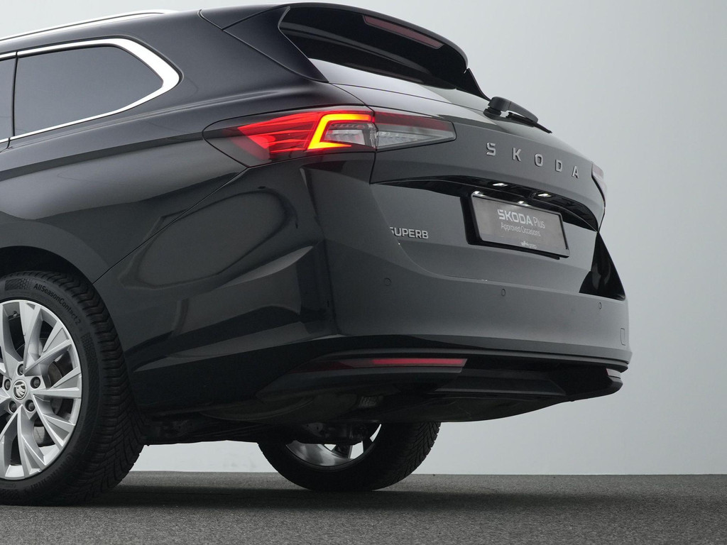 ŠKODA Superb (Z257RL) met abonnement