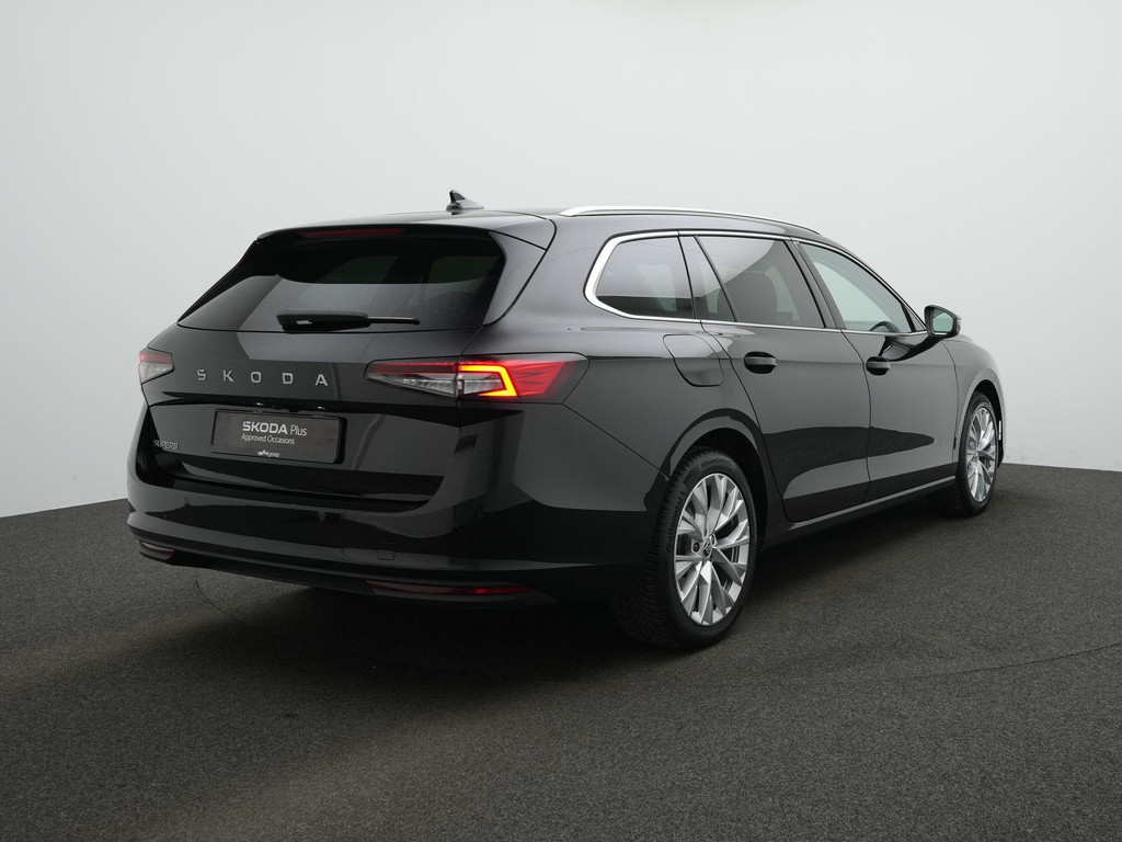 ŠKODA Superb (Z257RL) met abonnement