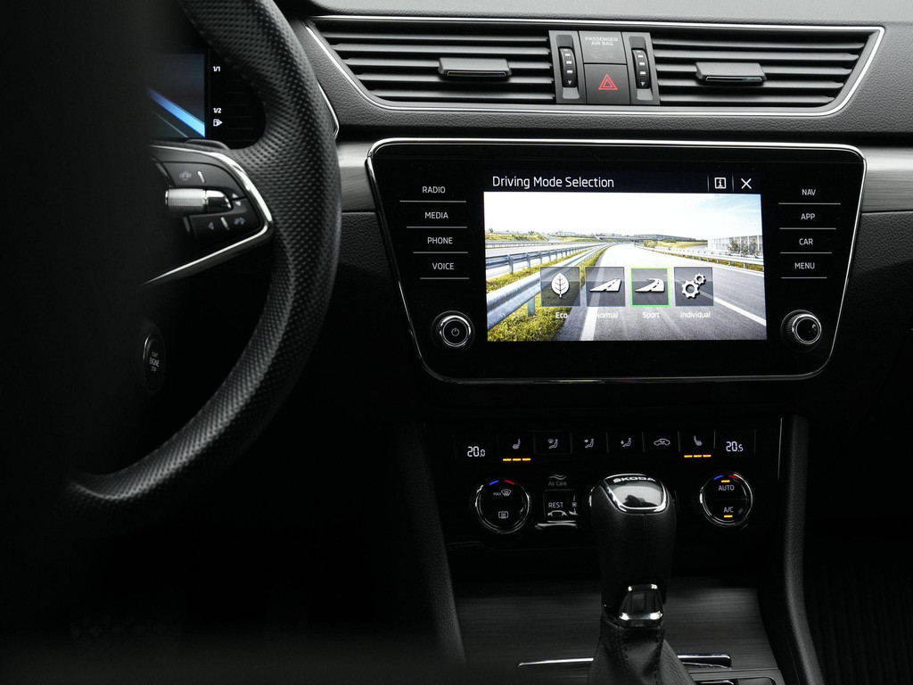 ŠKODA Superb (JTP96X) met abonnement