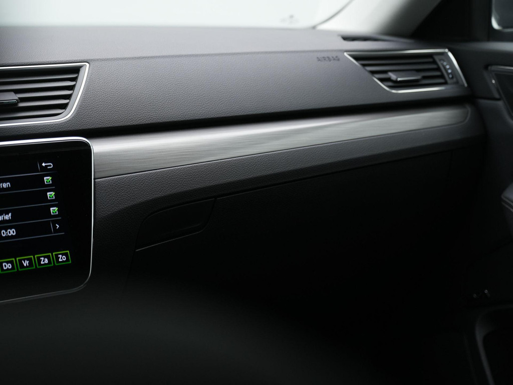 ŠKODA Superb (KGP31R) met abonnement