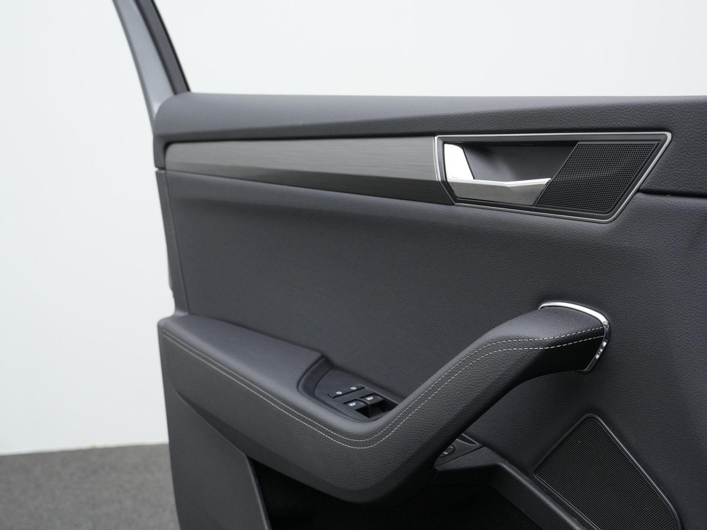 ŠKODA Superb (KGP31R) met abonnement