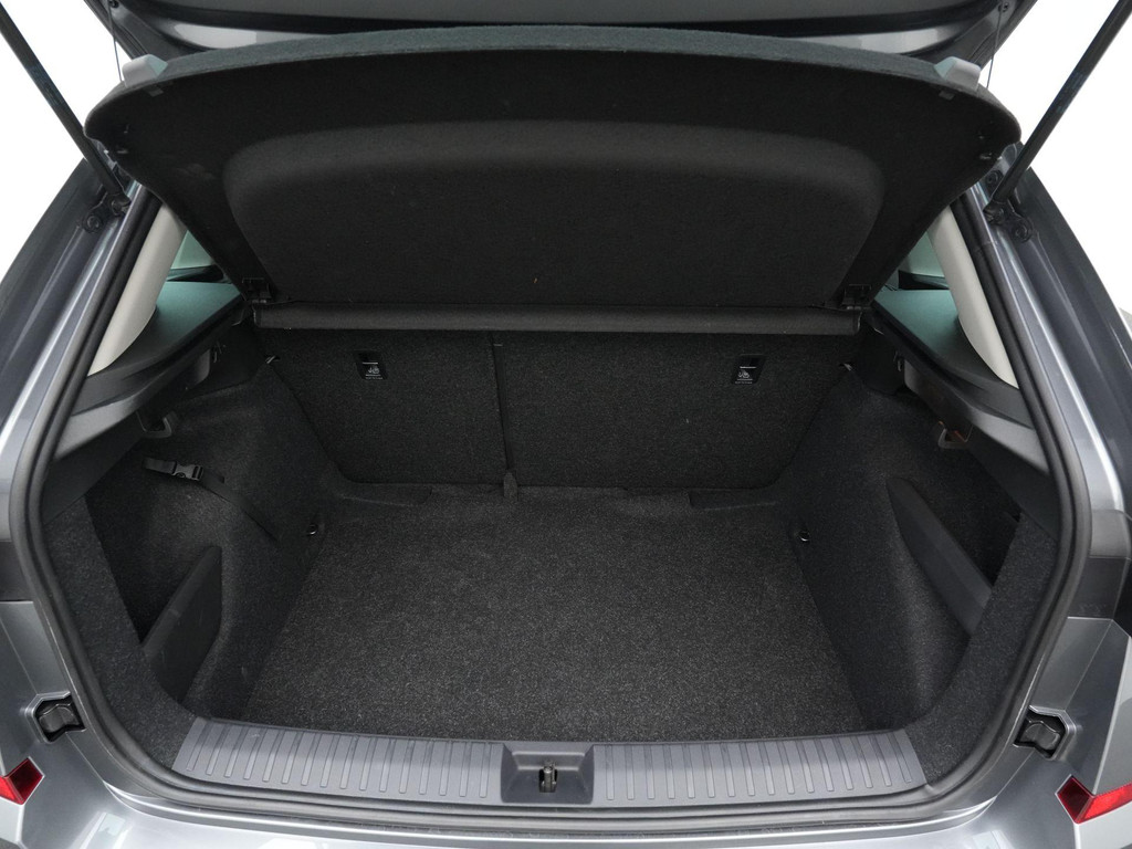 ŠKODA Kamiq (X402TT) met abonnement