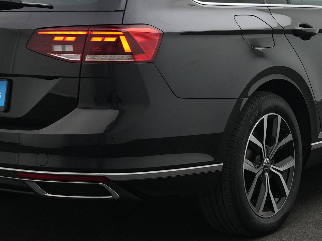Volkswagen Passat (KJX99D) met abonnement
