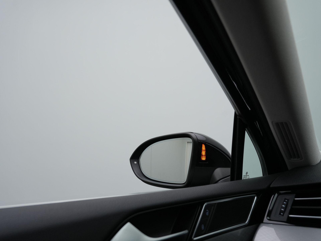 Volkswagen Passat (KJX99D) met abonnement