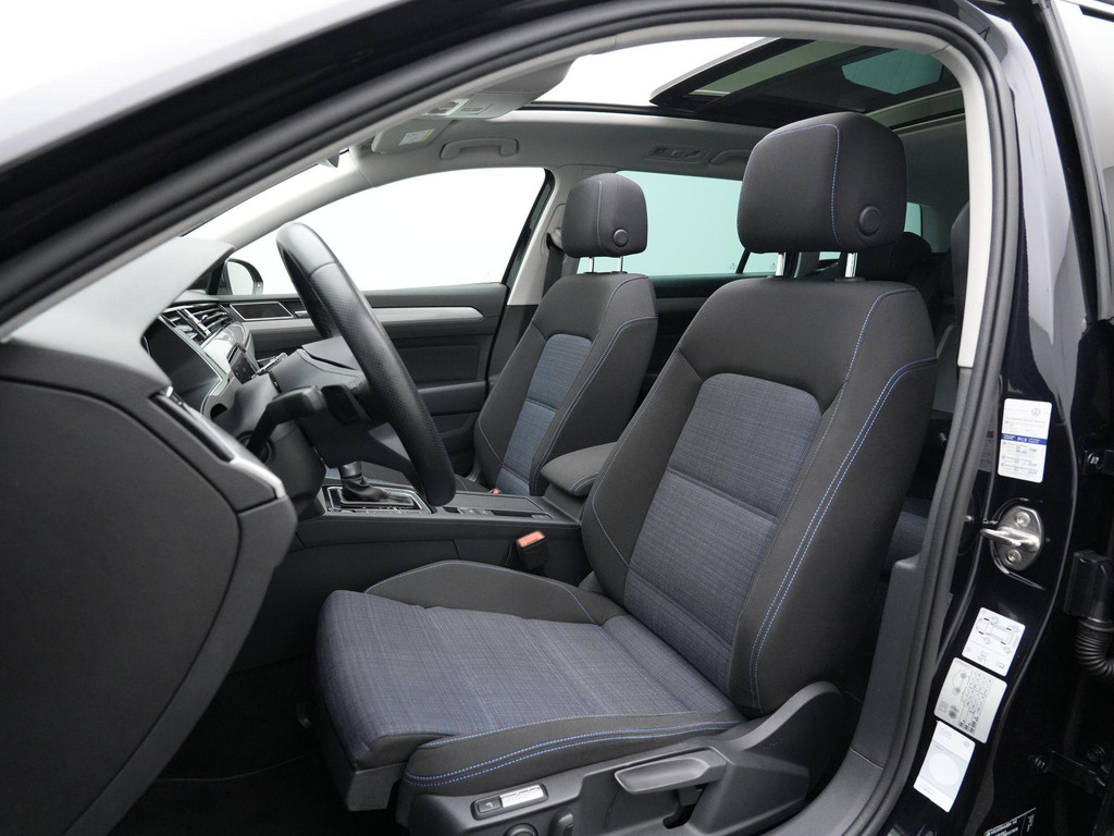 Volkswagen Passat (KJX99D) met abonnement