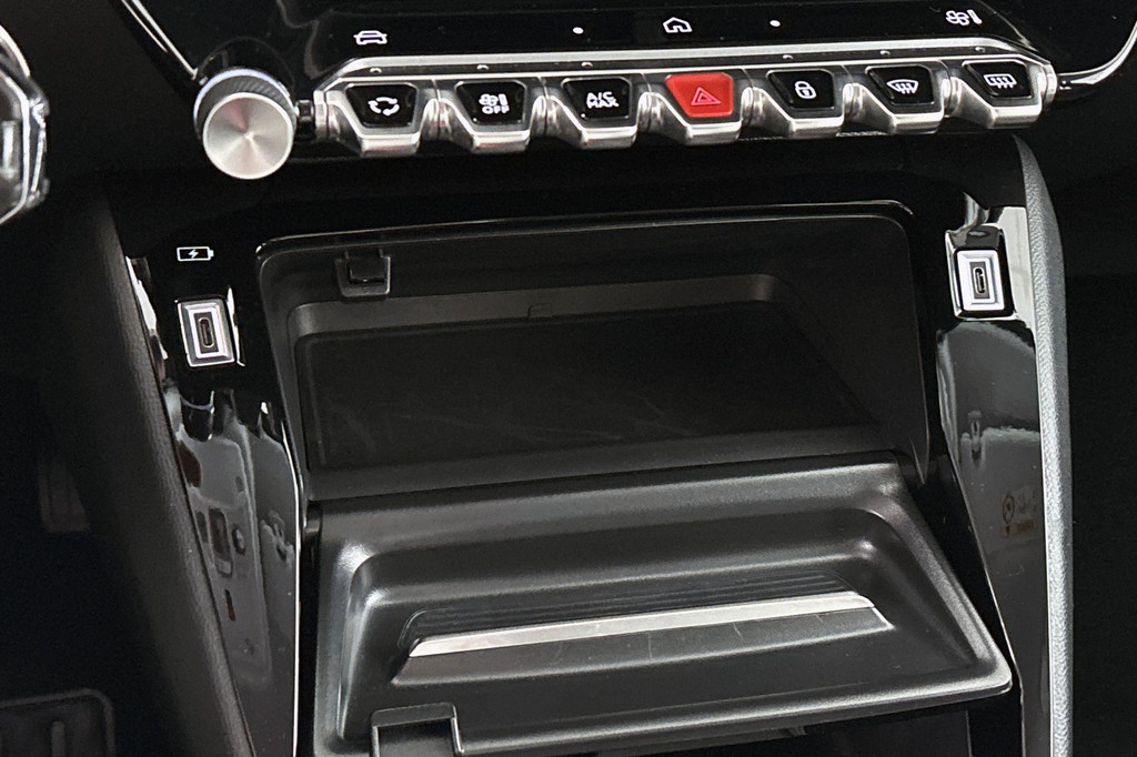 Peugeot 208 (KFP80N) met abonnement