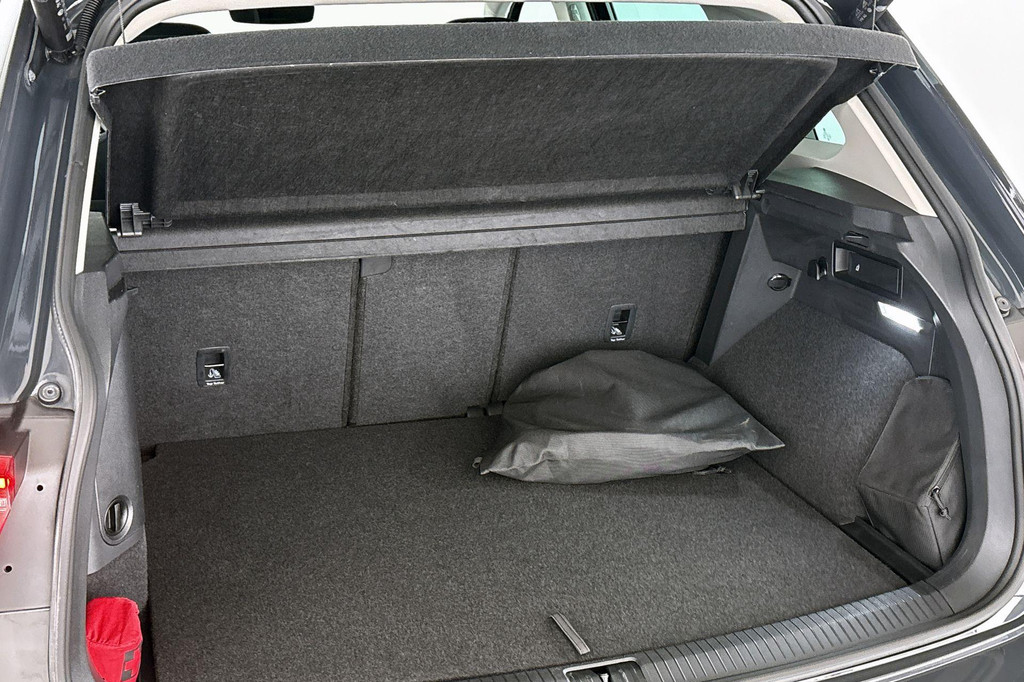 Volkswagen Tiguan (KJK87S) met abonnement
