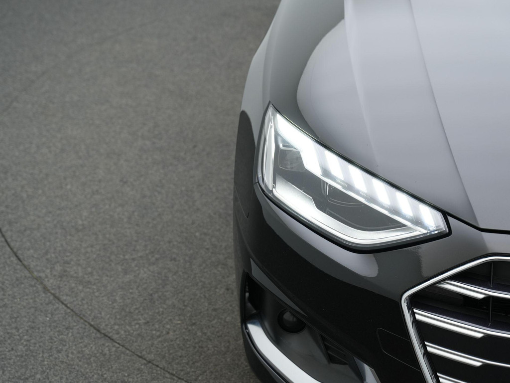 Audi A4 (T711SR) met abonnement
