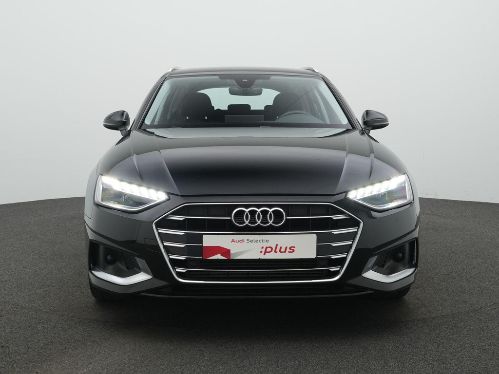 Audi A4 (T711SR) met abonnement