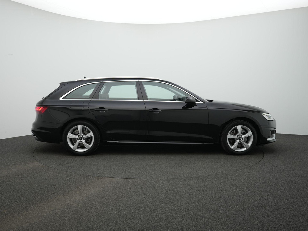 Audi A4 (T711SR) met abonnement