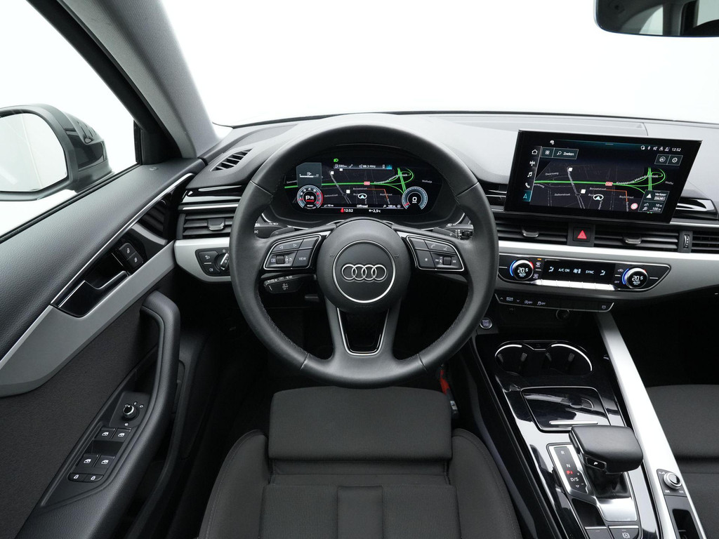 Audi A4 (T711SR) met abonnement