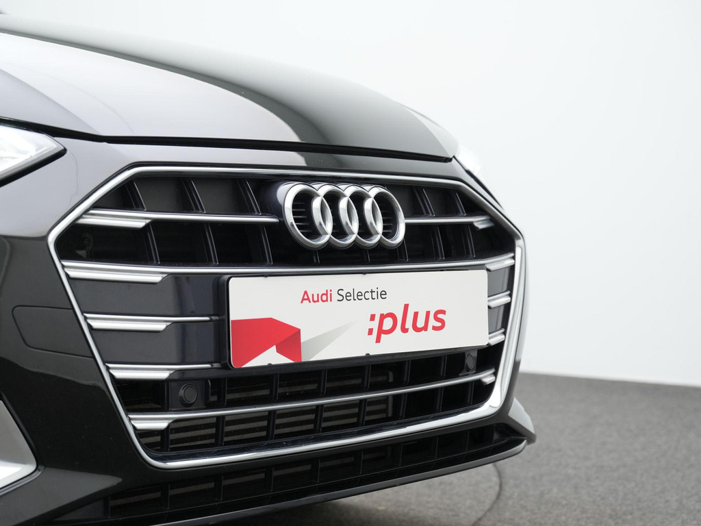 Audi A4 (T711SR) met abonnement