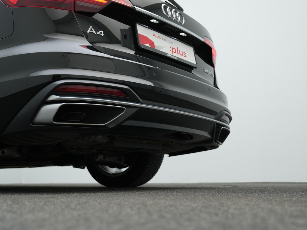 Audi A4 (T711SR) met abonnement
