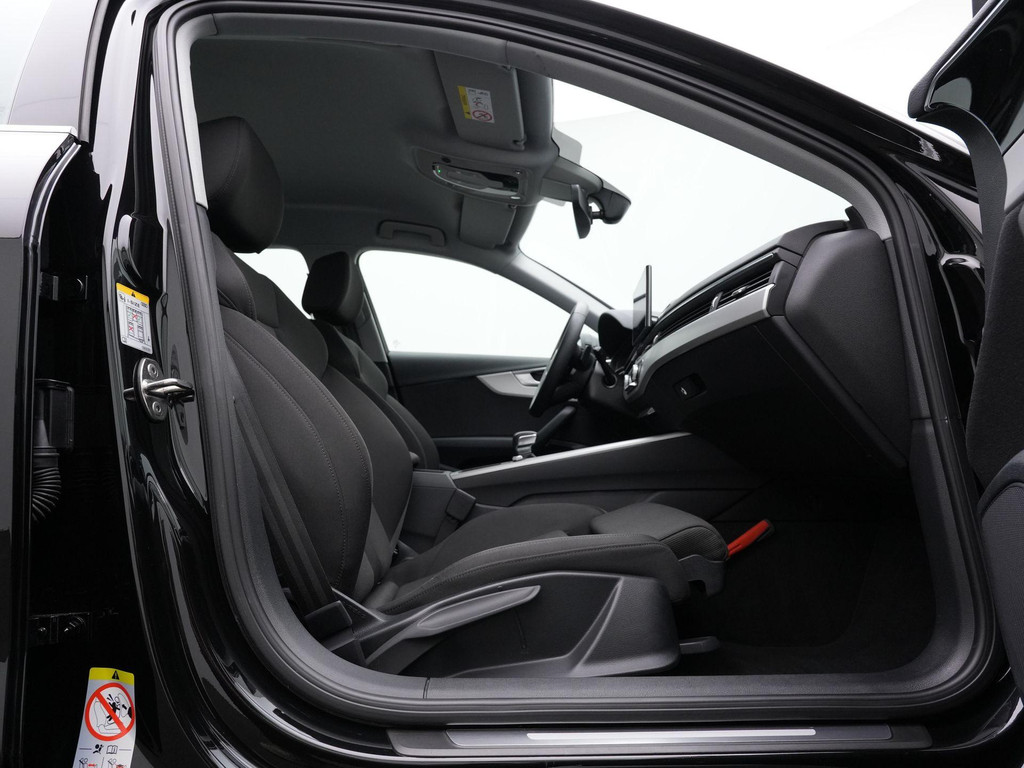 Audi A4 (T711SR) met abonnement