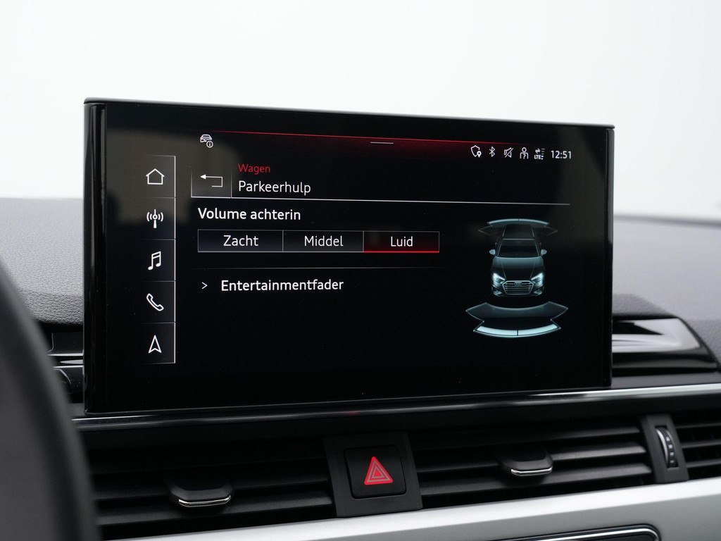 Audi A4 (T711SR) met abonnement