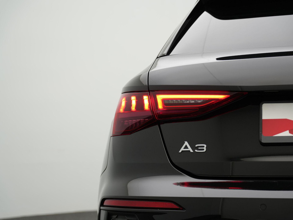 Audi A3 (HRH76Z) met abonnement