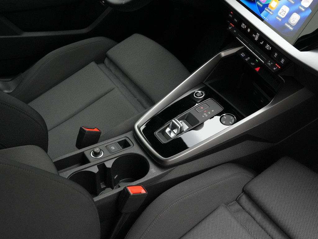 Audi A3 (HRH76Z) met abonnement
