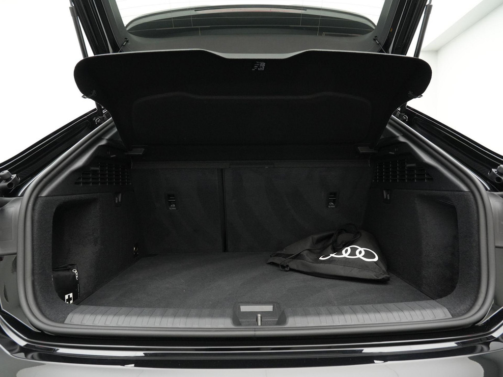 Audi A3 (HRH76Z) met abonnement