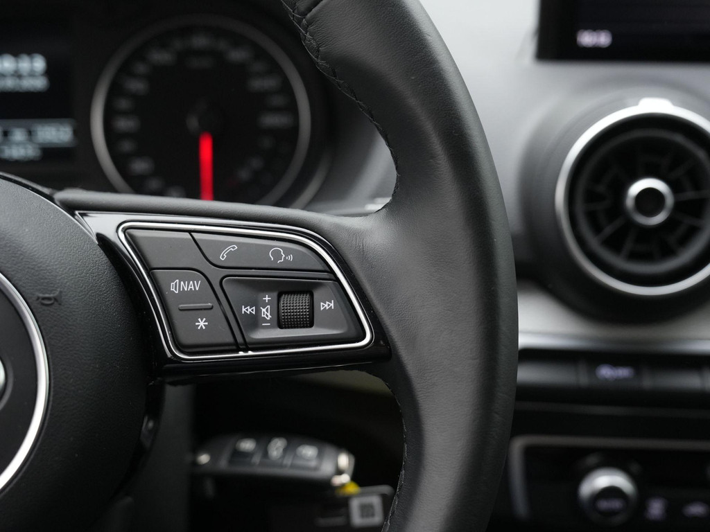 Audi Q2 (T152DD) met abonnement