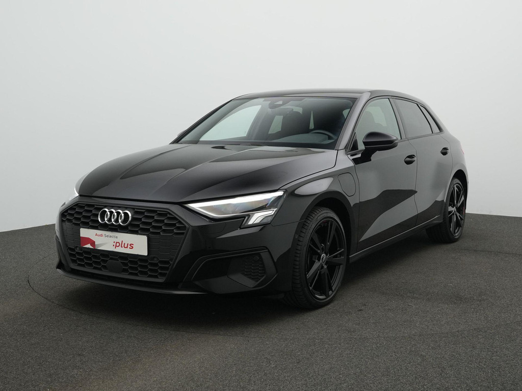 Audi A3 (KFJ84H) met abonnement