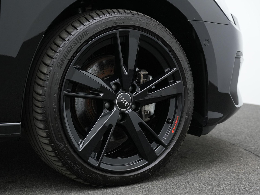 Audi A3 (KFJ84H) met abonnement
